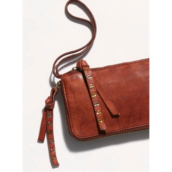 NWT Free People Distressed Wallet - Cognac - Picture 3 of 8